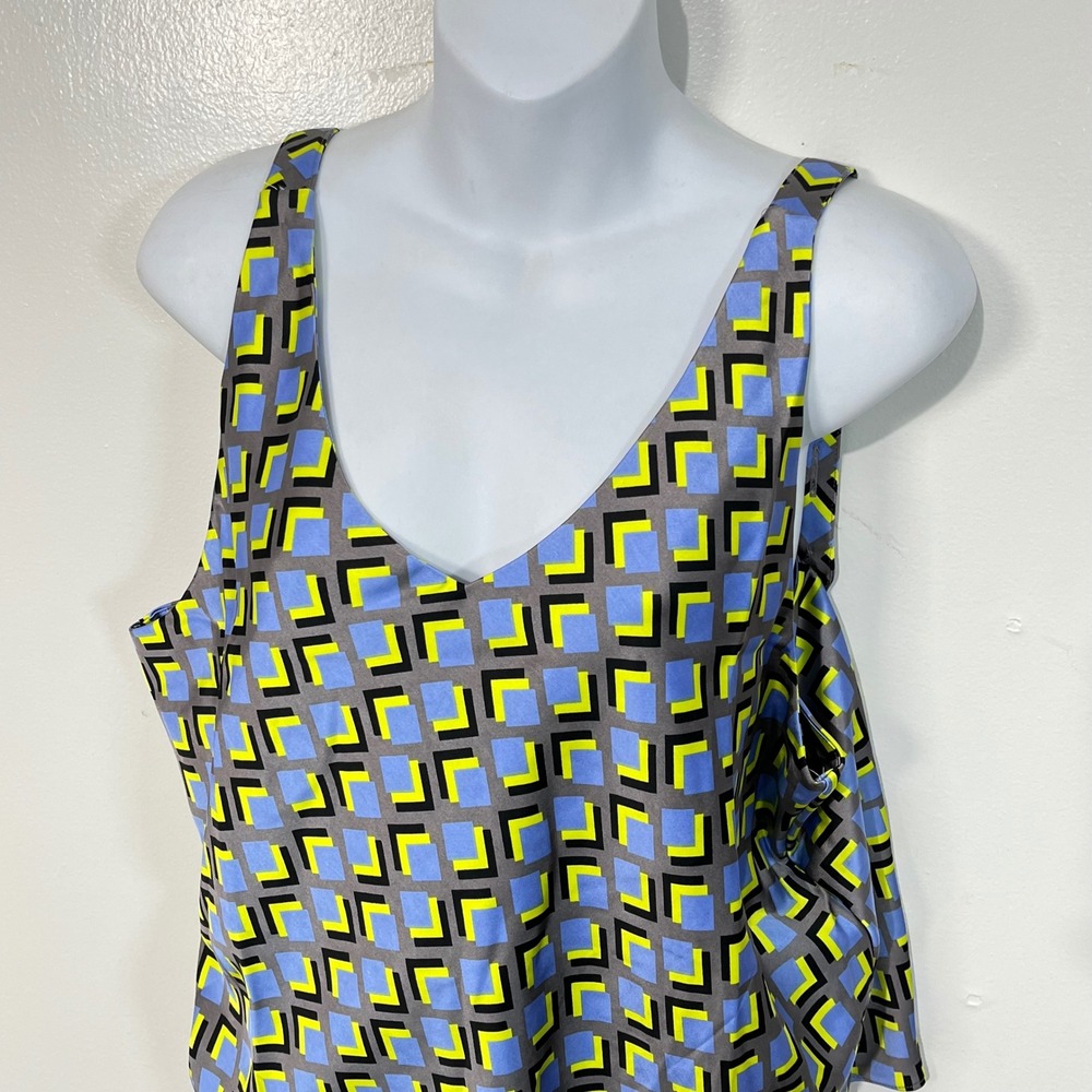 Wildfang The Empower Satin Cami in‎ Geo Print Size Large